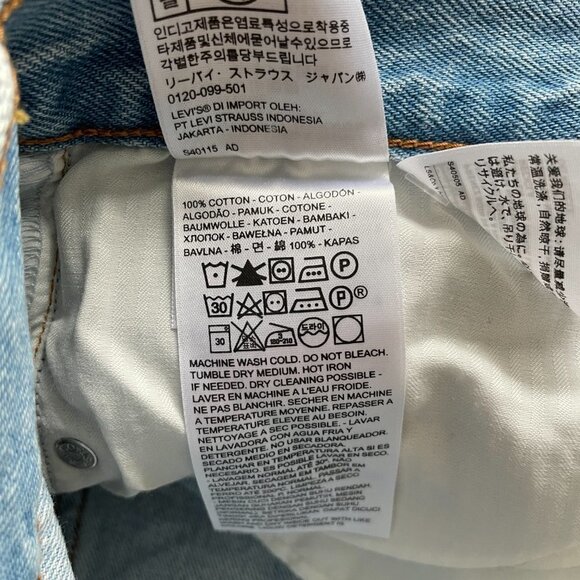 LEVI'S Wedgie Icon Denim High Rise Ripped Cropped Jeans Frayed Hem Blue 28 - Picture 5 of 10